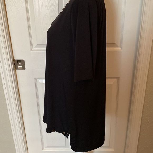 Carolyn Taylor Black  w/Silver Grommets L - Picture 3 of 7